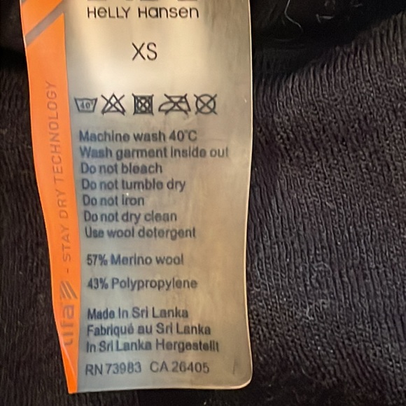 Helly Hansen 1/4 Zip Base Layer Top - Picture 6 of 7